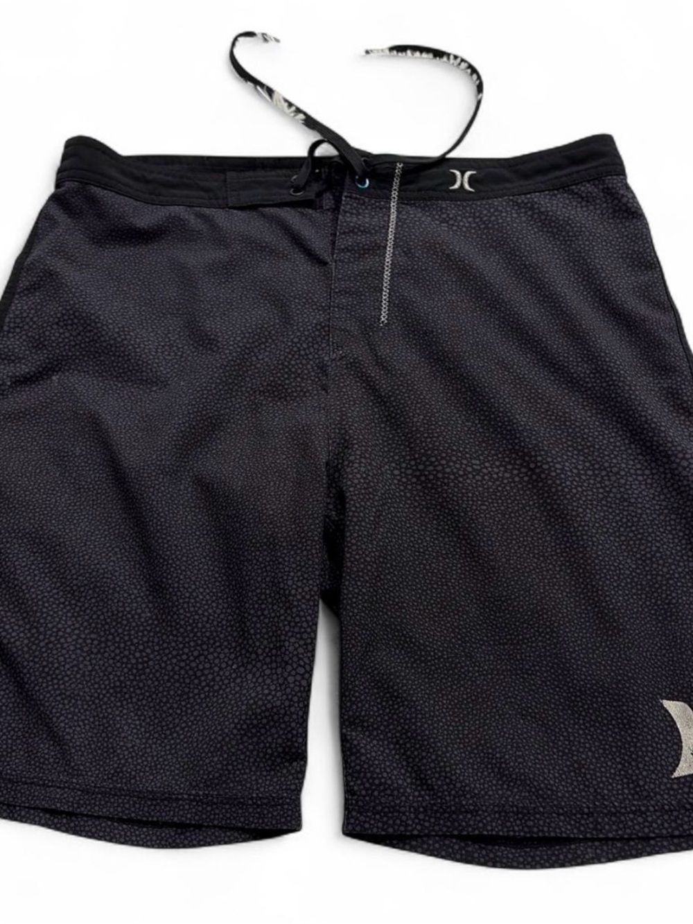 HURLEY Men’s Black Textured Boardshorts Sz M gently used